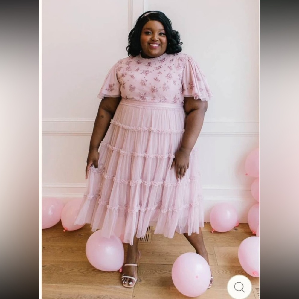 Ivy City Co Blush Floral Tiered Dress